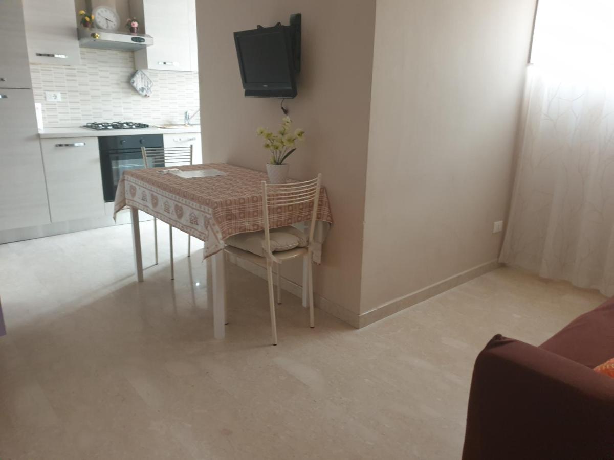 A "Casa Inn-Centro" Monolocale คาตาเนีย ภายนอก รูปภาพ