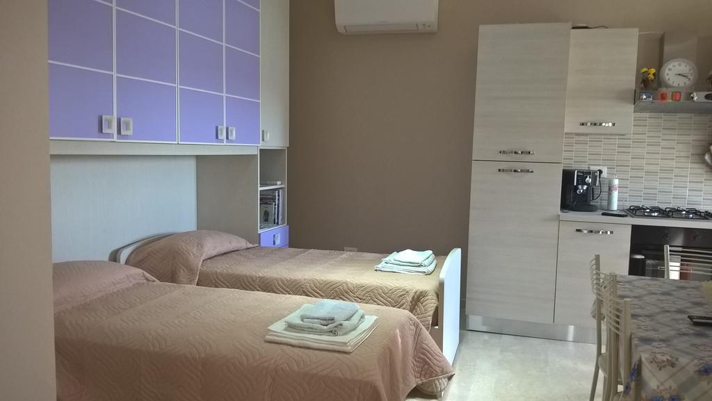 A "Casa Inn-Centro" Monolocale คาตาเนีย ภายนอก รูปภาพ