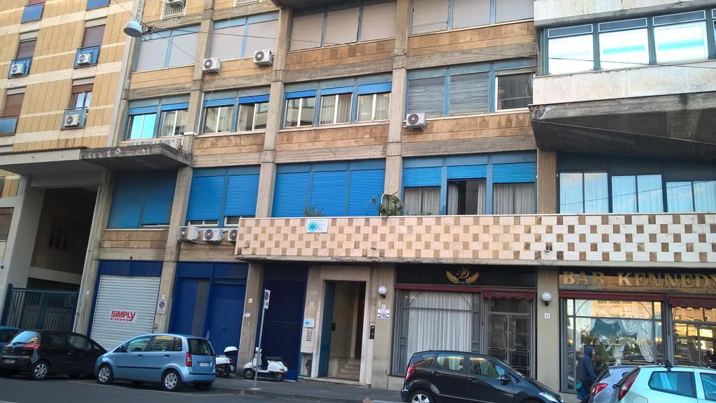 A "Casa Inn-Centro" Monolocale คาตาเนีย ภายนอก รูปภาพ