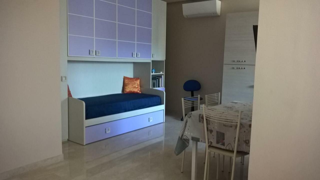 A "Casa Inn-Centro" Monolocale คาตาเนีย ภายนอก รูปภาพ