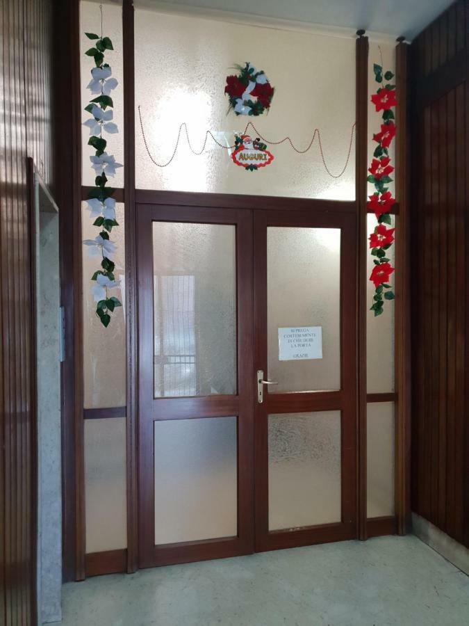 A "Casa Inn-Centro" Monolocale คาตาเนีย ภายนอก รูปภาพ